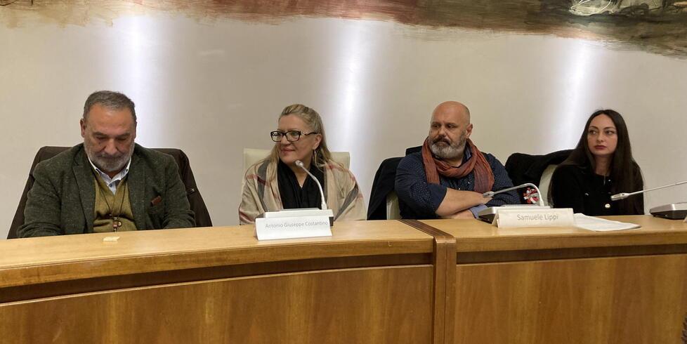 Cambio in giunta, l’opposizione incalza il sindaco di Cecina: «La tua è una gestione anomala»
