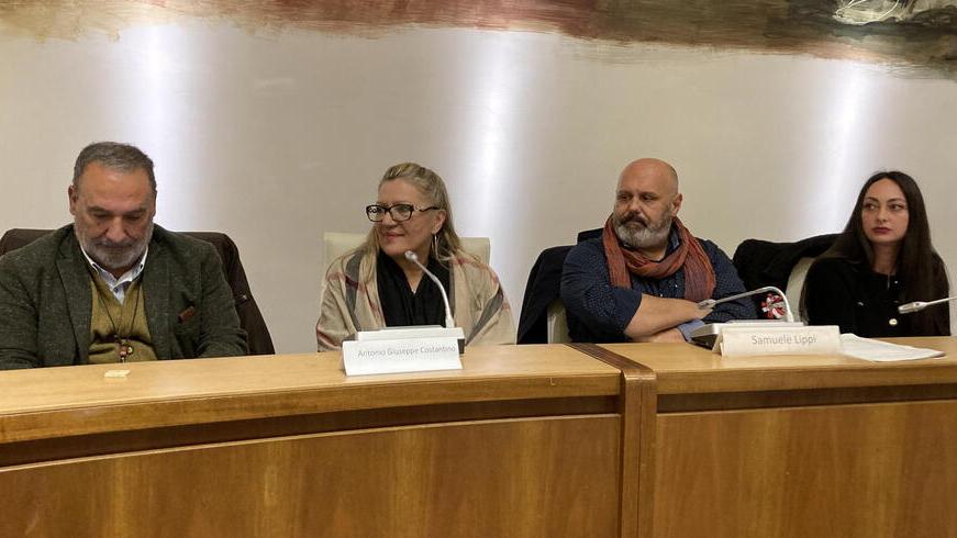 Cambio in giunta, l’opposizione incalza il sindaco di Cecina: «La tua è una gestione anomala»