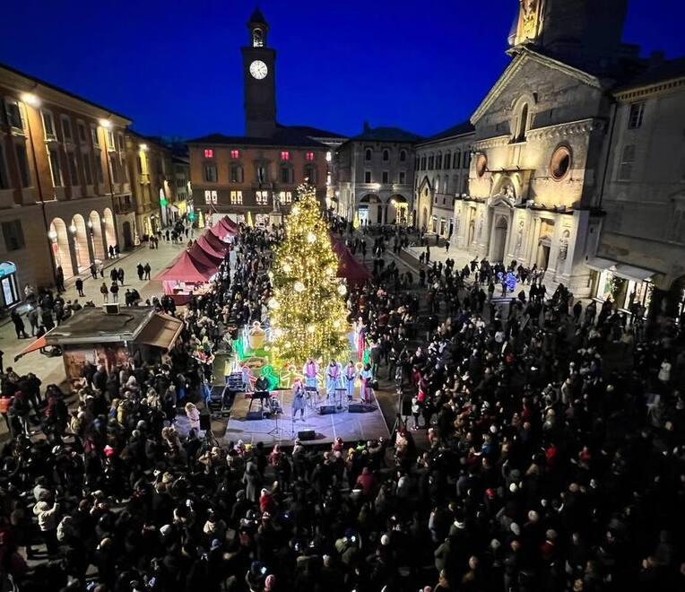 A Natale i reggiani spenderanno  208 milioni  in cibo  e regali
