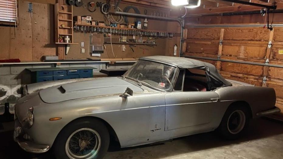 Maranello. Una Ferrari Cabriolet del 1962 riaffiora da un box negli Stati Uniti