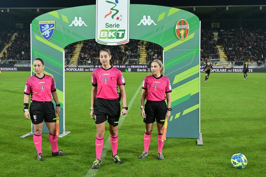 
	La terna arbitrale di Frosinone-Ternana: da sinistra Trasciatti, Ferrieri Caputi e Di Monte

