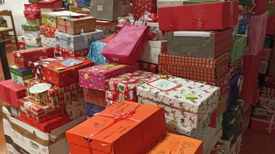 Modena, il Natale della solidarietà mille pacchi per Porta Aperta