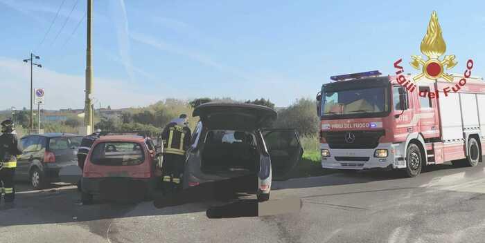 Scontro frontale a Sassari: un ferito
