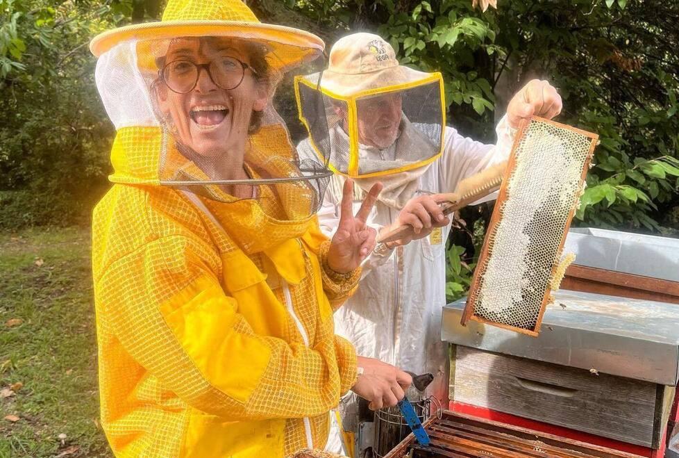 Quarant’anni di api e di vita tra i campi: l’azienda Tognoni festeggia il compleanno e apre le porte ai ragazzi