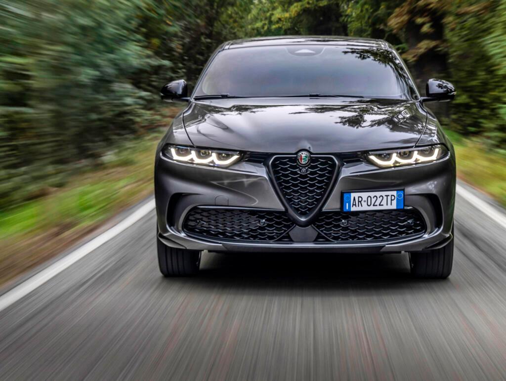 Tonale Plug-In Hybrid Q4 primo passo verso il futuro di Alfa