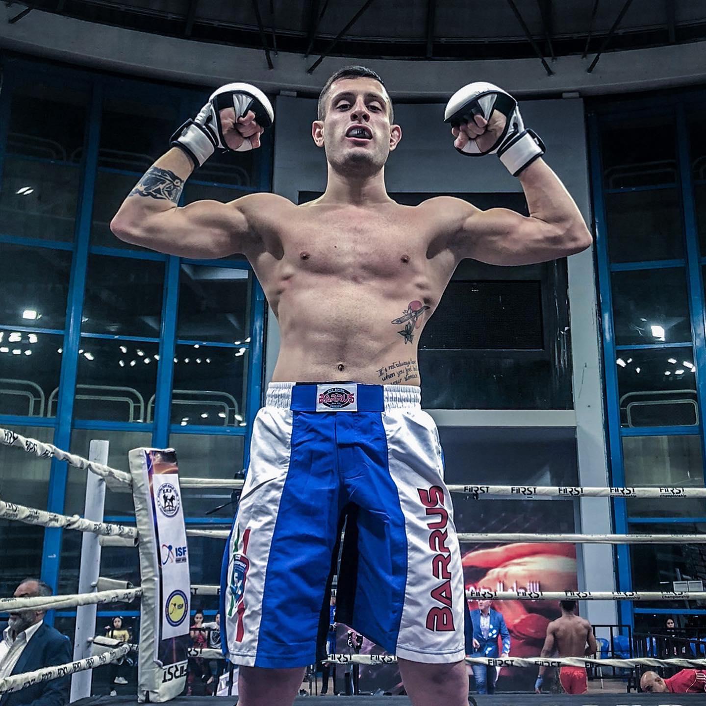 Shoot boxe-Mma: Simone Tonini  è il nuovo  campione del mondo 
