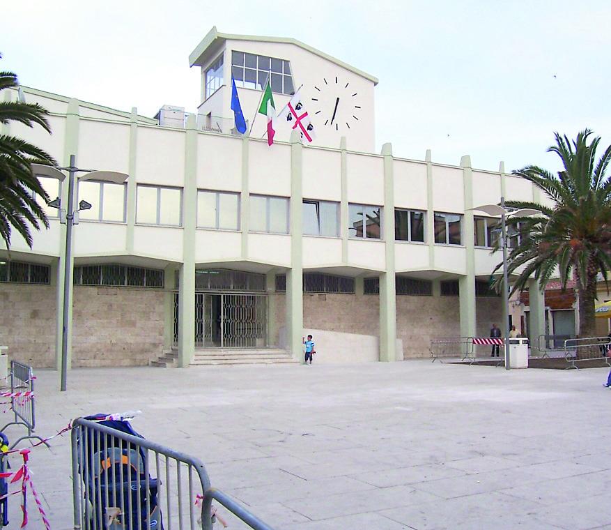 Porto Torres, il Comune sbaglia le indennità: mazzata per ex sindaci e assessori