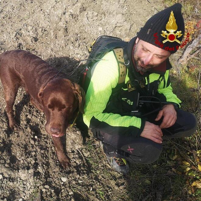 Ferrara, anziano scomparso per due notti al freddo: lo ha ritrovato Luna