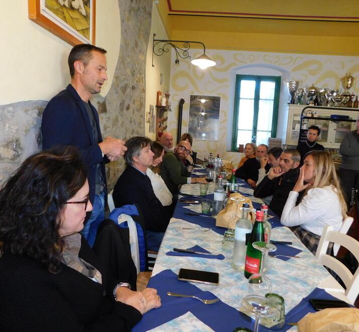 Roccalbegna va in Vetrina