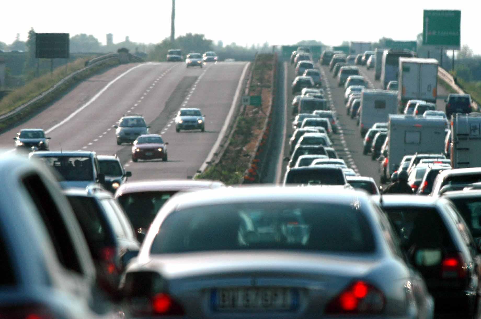 Modena. Misure emergenziali per l'inquinamento prorogate al 30 dicembre