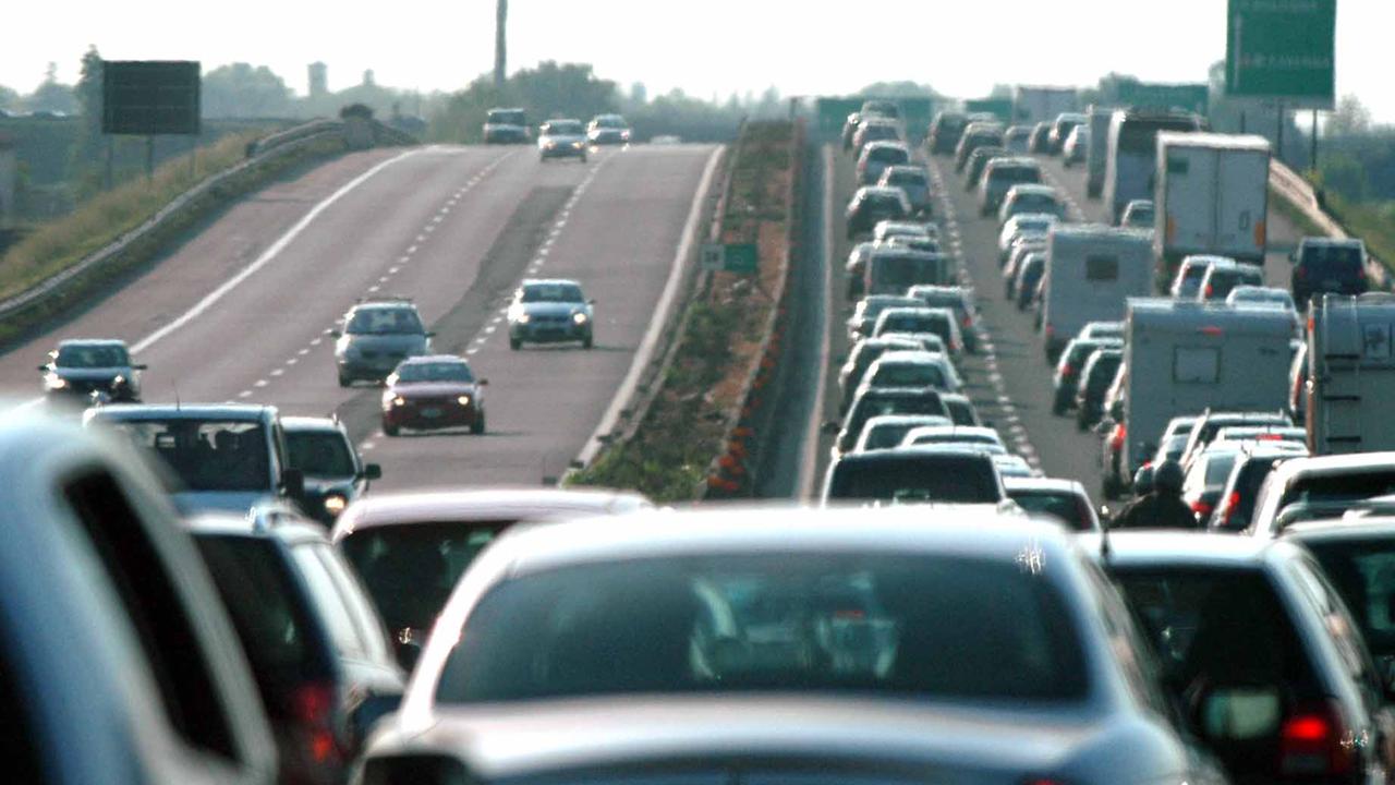 Modena. Misure emergenziali per l'inquinamento prorogate al 30 dicembre