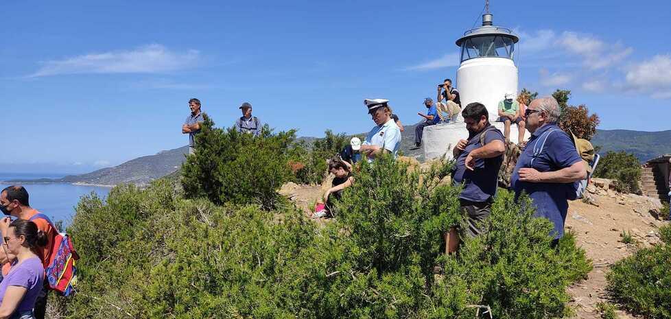 Capo Poro, c’è il vincolo dello Stato: «Il faro torni in mano ai campesi»