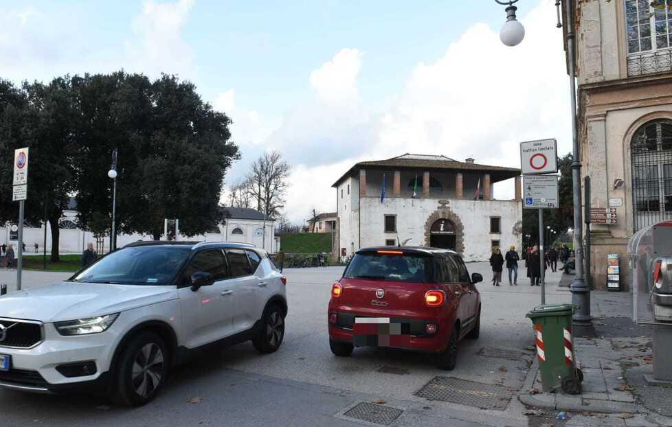 Uno dei  punti dove era previsto un varco davanti a Itinera (Foto Sernacchioli)