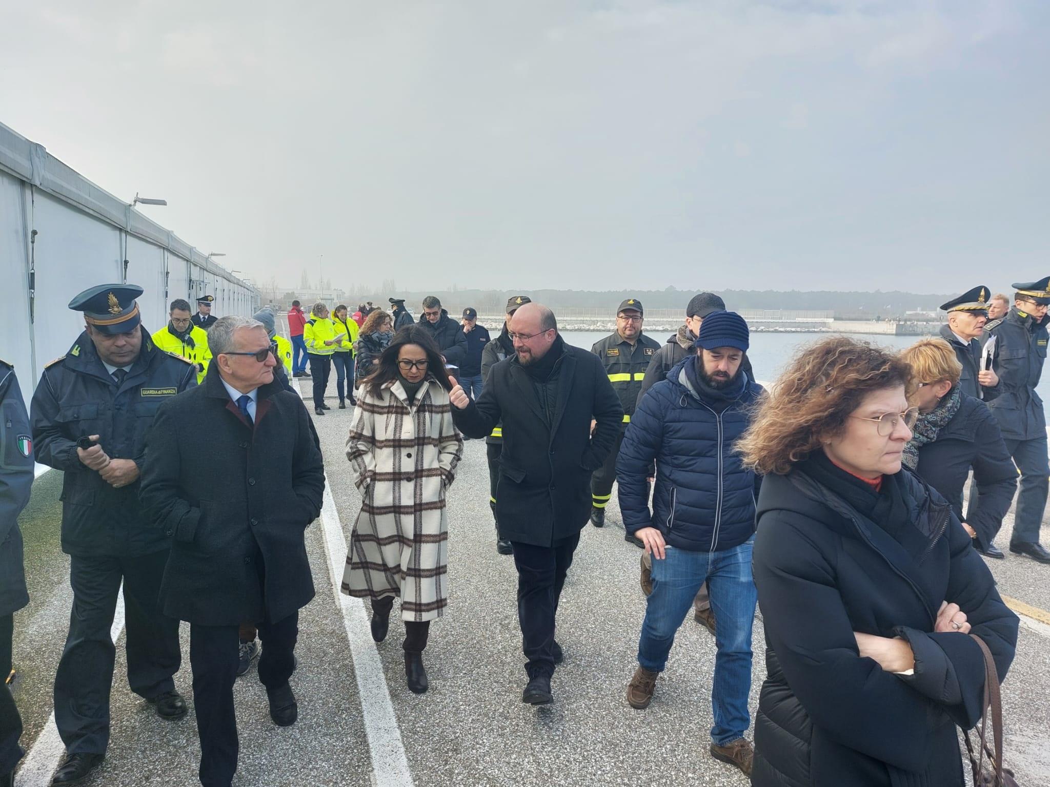 Reggio Emilia accoglie dieci migranti a bordo della Ocean Viking 