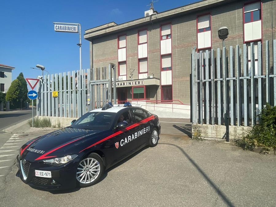 Pavullo, i carabinieri intervengono per una lite in famiglia e arrestano due spacciatori
