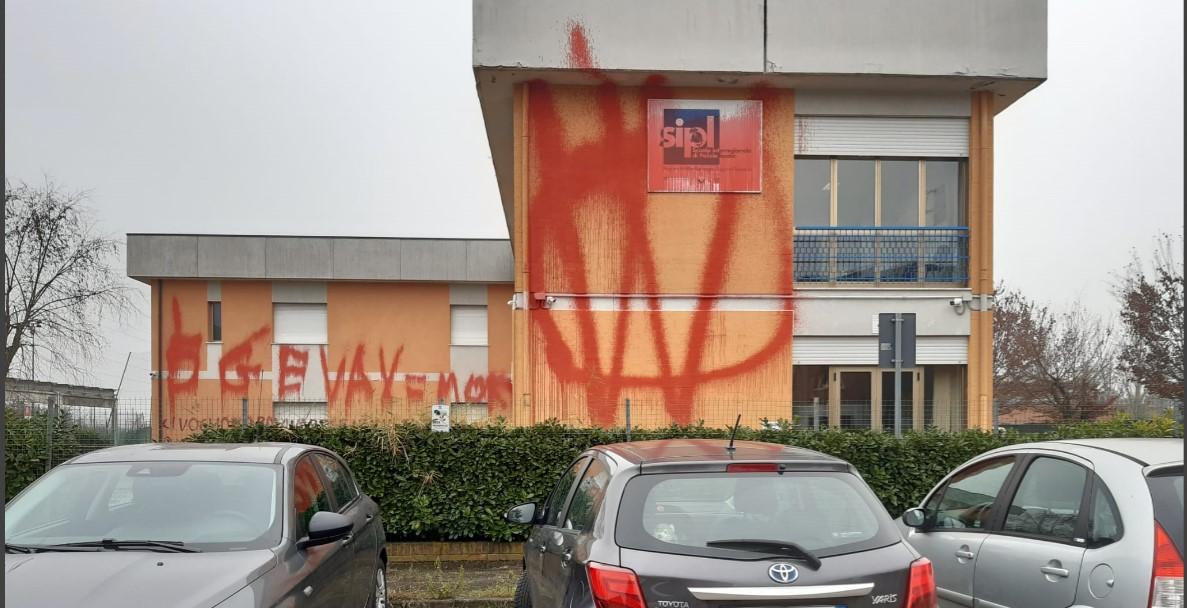 Modena. Dalla svastica in faccia all’archiviazione Mi sento meno libero 