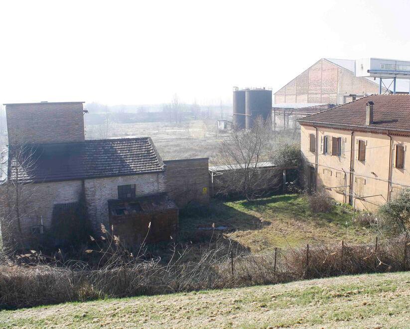 Ferrara, ipotesi fotovoltaico per l’ex zuccherificio