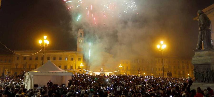 
	A Pisa torna il tradizionale spettacolo pirotecnico dell'ultimo dell'anno (Foto di archivio: Muzzi)

