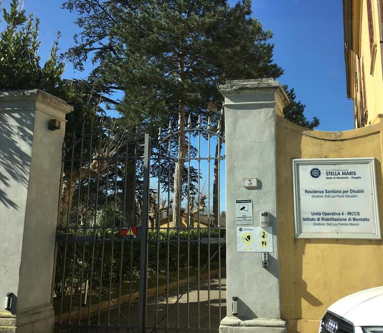 Figlio disabile dimenticato alla Stella Maris dai genitori per cinque anni. Ma per la legge non è reato