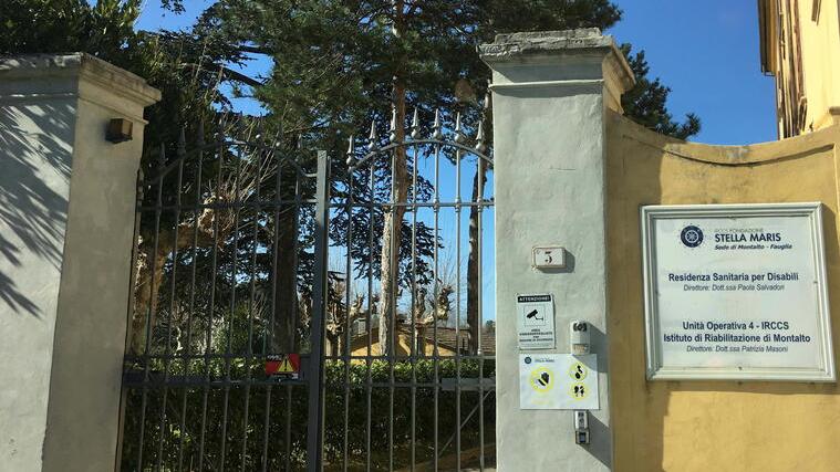 Figlio disabile dimenticato alla Stella Maris dai genitori per cinque anni. Ma per la legge non è reato