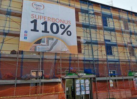 Superbonus: con il blocco dei crediti la metà dei cantieri è deserta