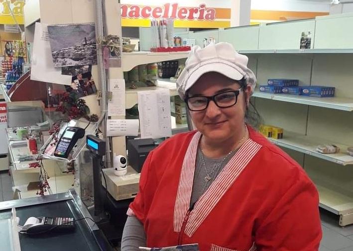 Bolletta della luce da 3.400 euro: chiude l’ultimo negozio di vicinato