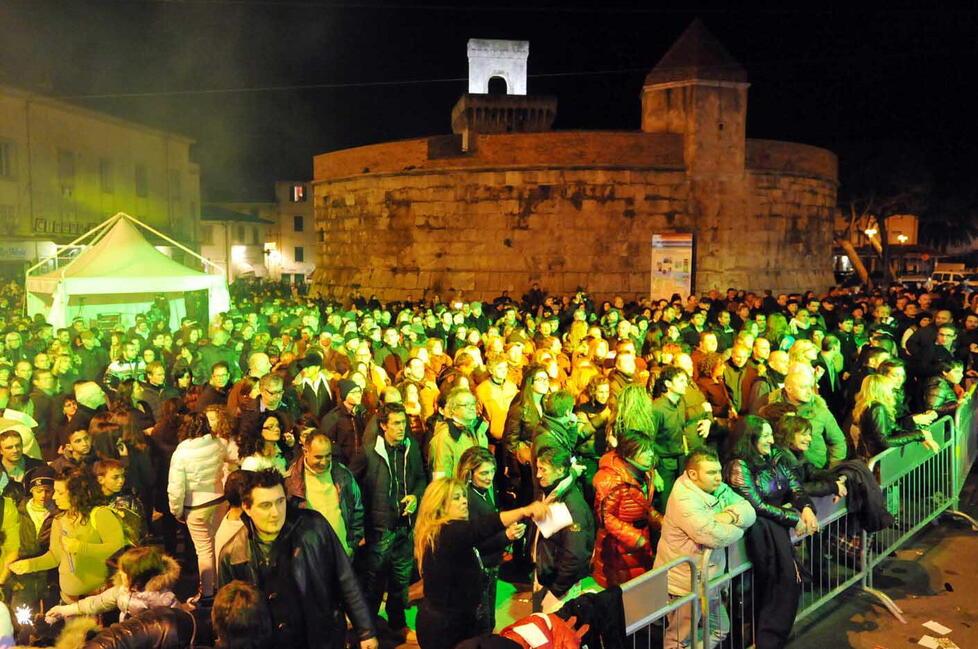 Capodanno: il grande ritorno dei veglioni e delle feste in piazza
