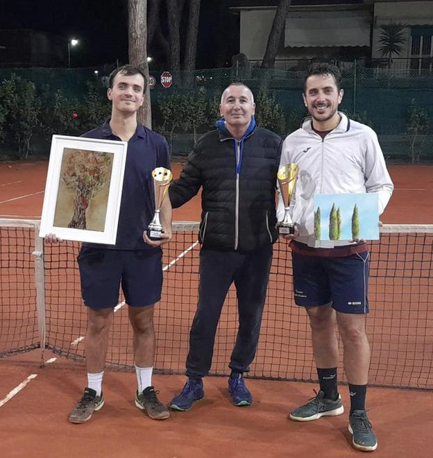 Tennis Guccinelli vince il trofeo della Galleria d’arte Mercurio<br>
<br>
