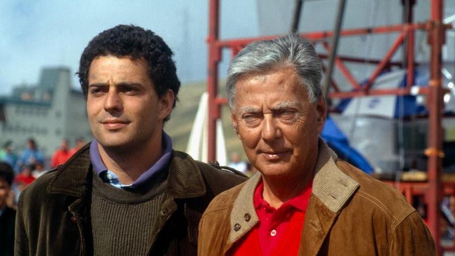 A sinistra Giovannino Agnelli, morto nel 1997