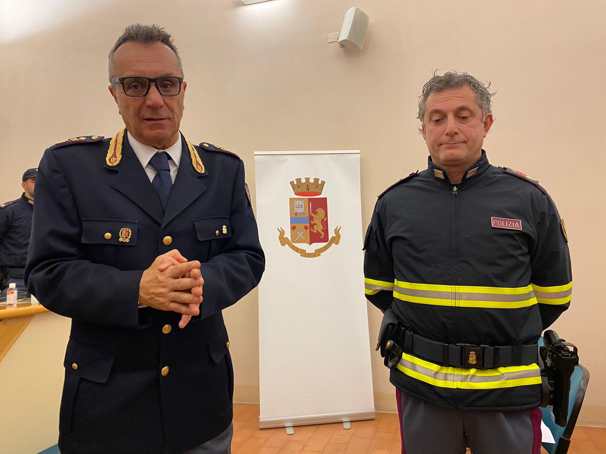 Stradale, il poliziotto eroe: «Una grande emozione salvare la vita di un uomo»