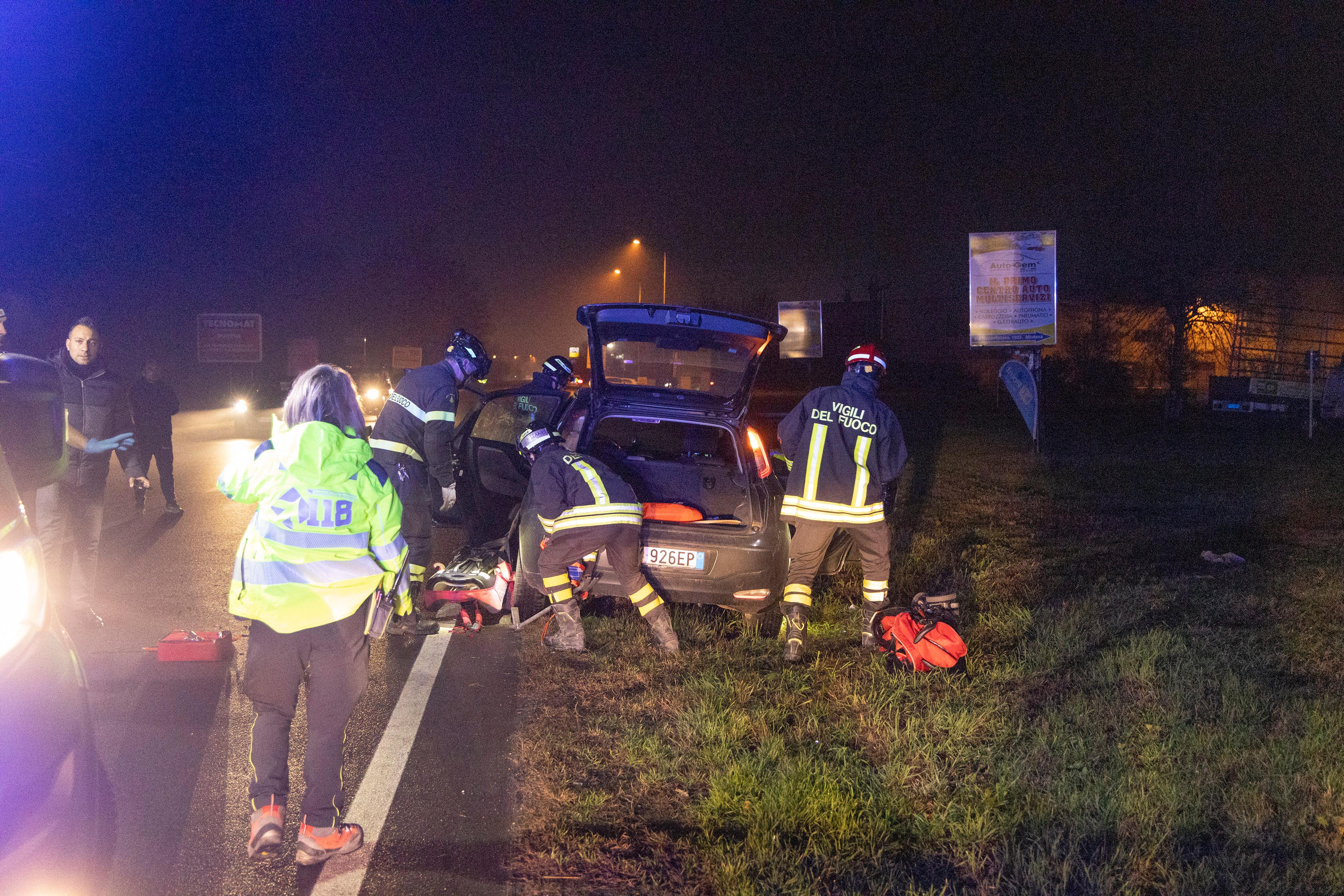 Modena. Scontro tra auto sulla Nonantolana, grave un uomo