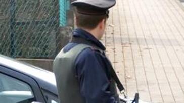 «Signora ci sono delle perdite di acqua, dobbiamo fare dei controlli», il falso tecnico e il falso carabiniere tornano in azione