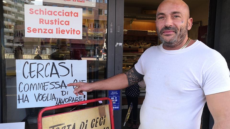 Il panettiere di piazza Attias cerca una commessa: «Ma che abbia voglia di lavorare, ecco perché»