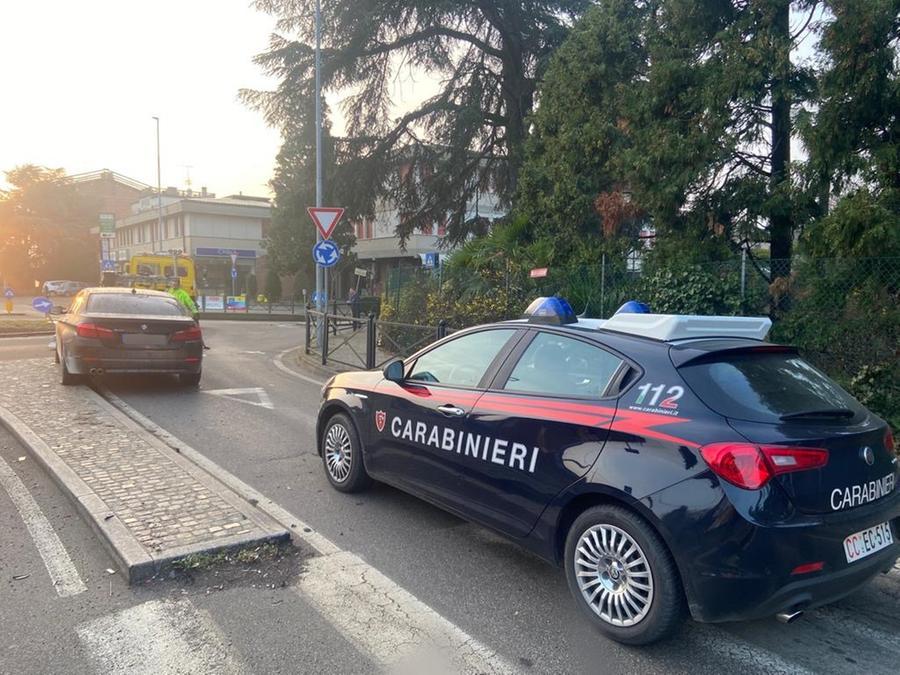 Beve troppo e si schianta: Bww sequestrata e patente sospesa