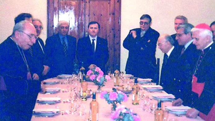 «Quando incontrai quel monsignore che sarebbe diventato Benedetto XVI»