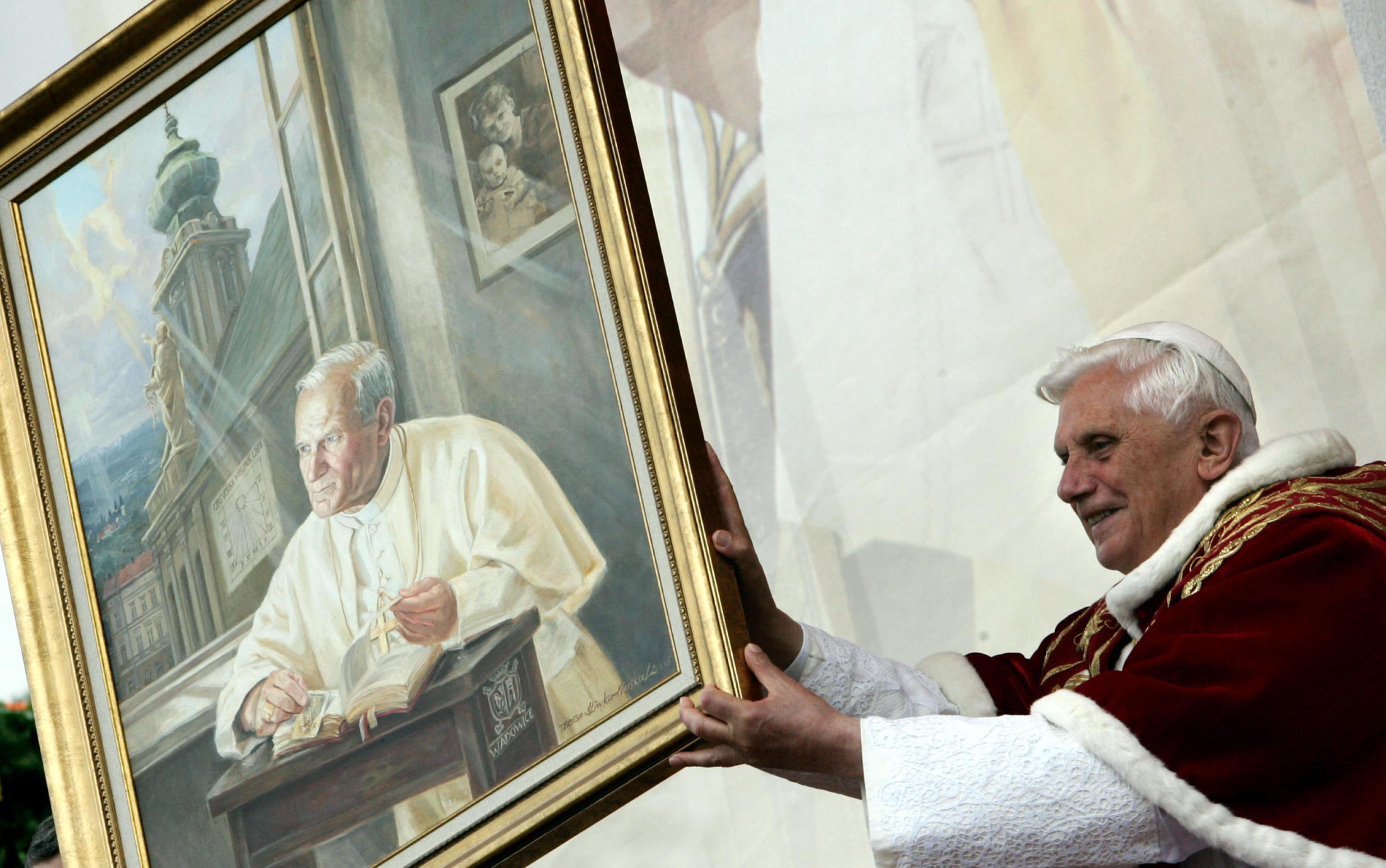 Melloni su Ratzinger: «Si è dimesso con coraggio, irrisolto il caso pedofilia»