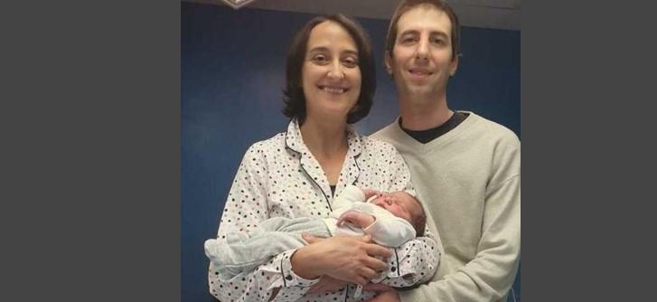 Modena. È Matteo il primo nato del 2023 La gioia dei genitori di Cavezzo 