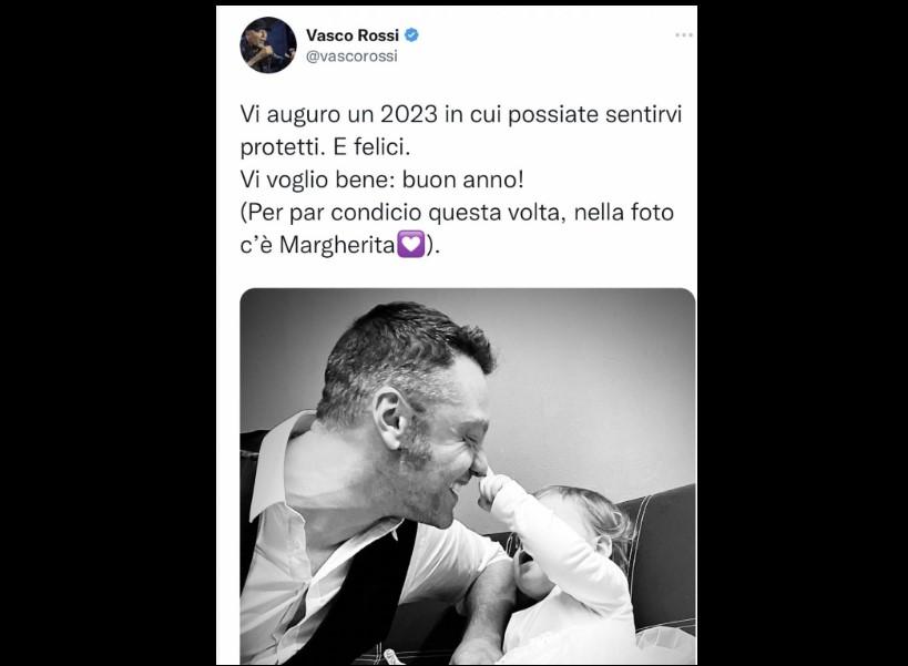 Gaffe sui social e gli auguri di Tiziano Ferro compaiono sul profilo di Vasco