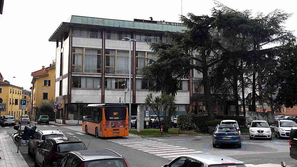 La sede apuana, a Carrara, della Camera di Commercio della Toscana nord ovest