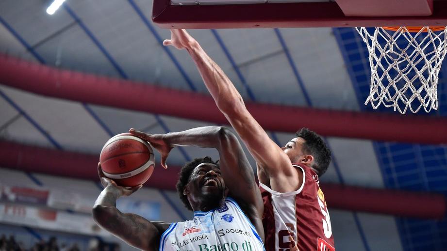 La Dinamo a caccia delle Final8