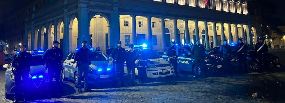 Feriti, incidenti e furti rovinano il Capodanno