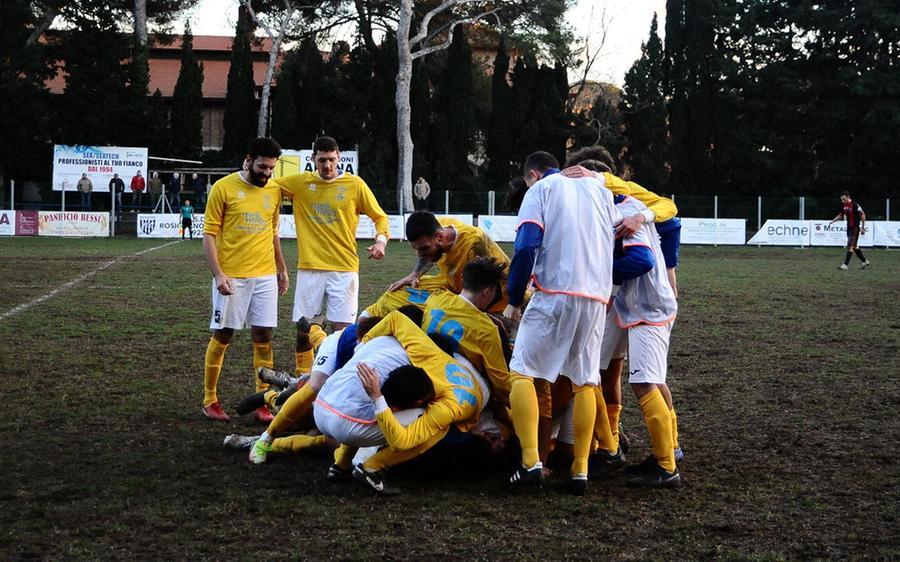 Castiglioncello, dopo la rivoluzione gli azzurri all’assalto della salvezza 