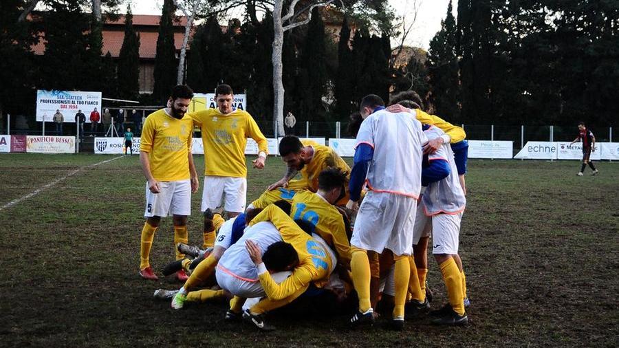 Castiglioncello, dopo la rivoluzione gli azzurri all’assalto della salvezza
