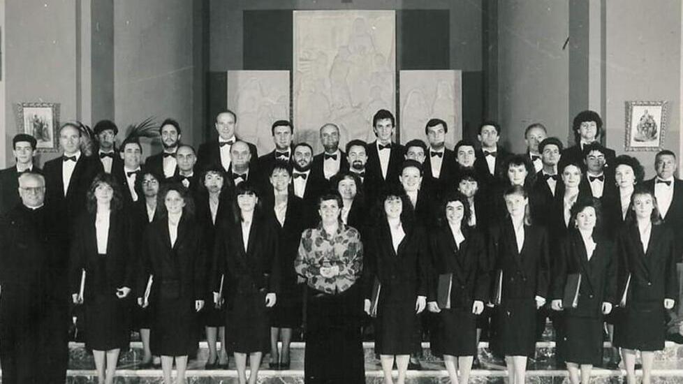 L’addio alla professoressa Maria Corsini, fondatrice e direttrice dei Laeti Cantores