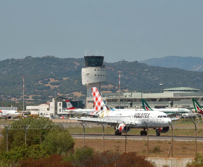 Olbia, nuovi lavori all'aeroporto: ora si allarga il piazzale 
