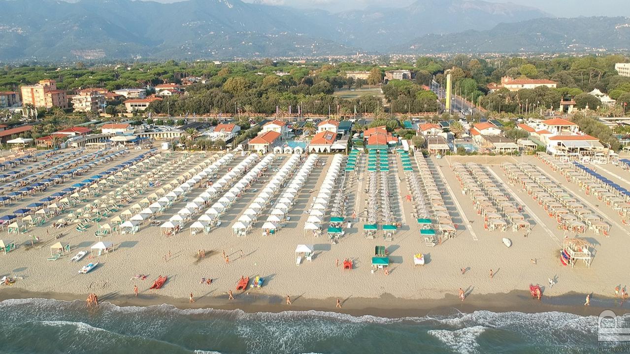 Si vendono le spiagge italiane, ma mancano ministro e bandi