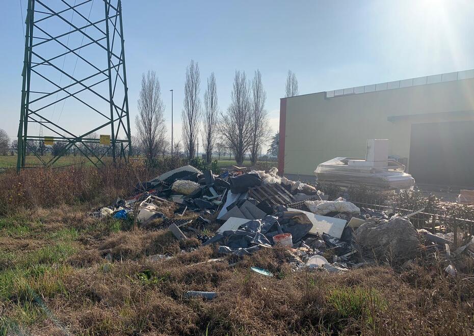 San Cesario. «Discarica abusiva a La Graziosa» Esposto di Zanoli alla polizia locale 