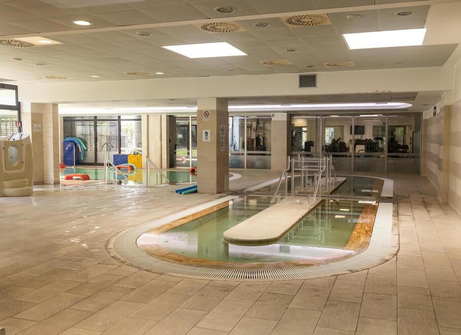 Terme Redi aperte a metà e la direttrice fa anche i biglietti