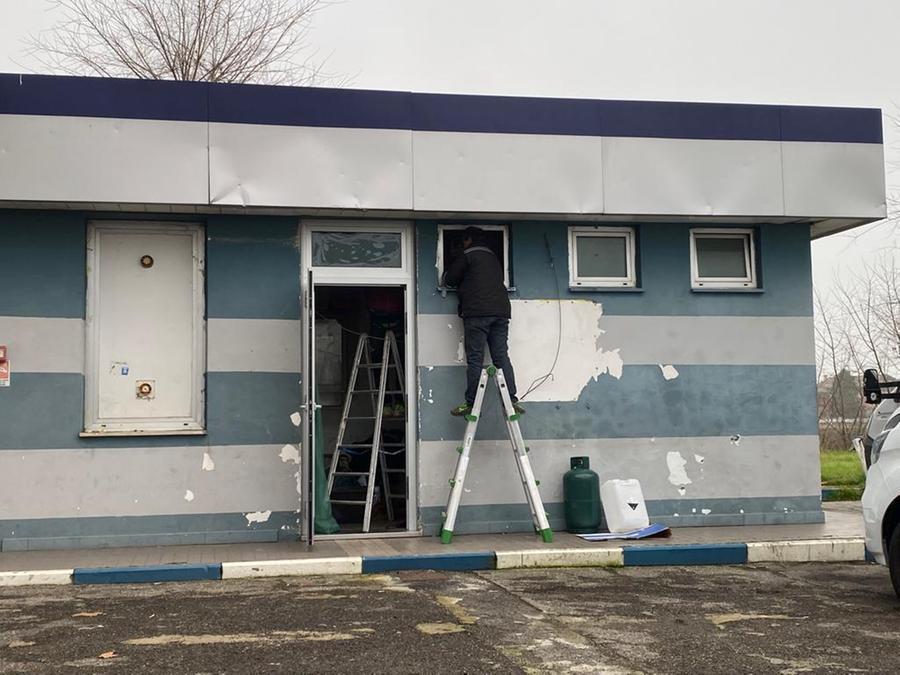 Calerno, furto notturno al distributore di benzina Europam