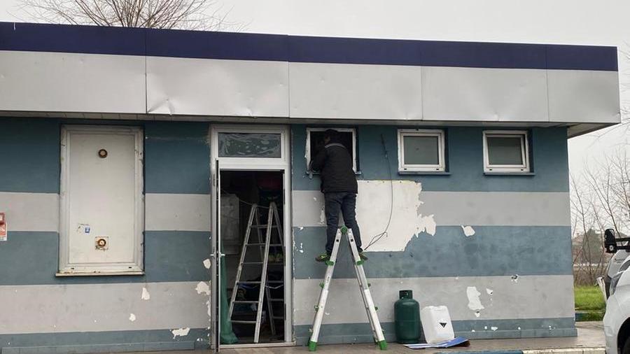 Calerno, furto notturno al distributore di benzina Europam